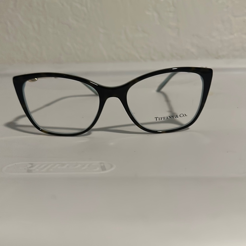 Eyeglass great for the wife
